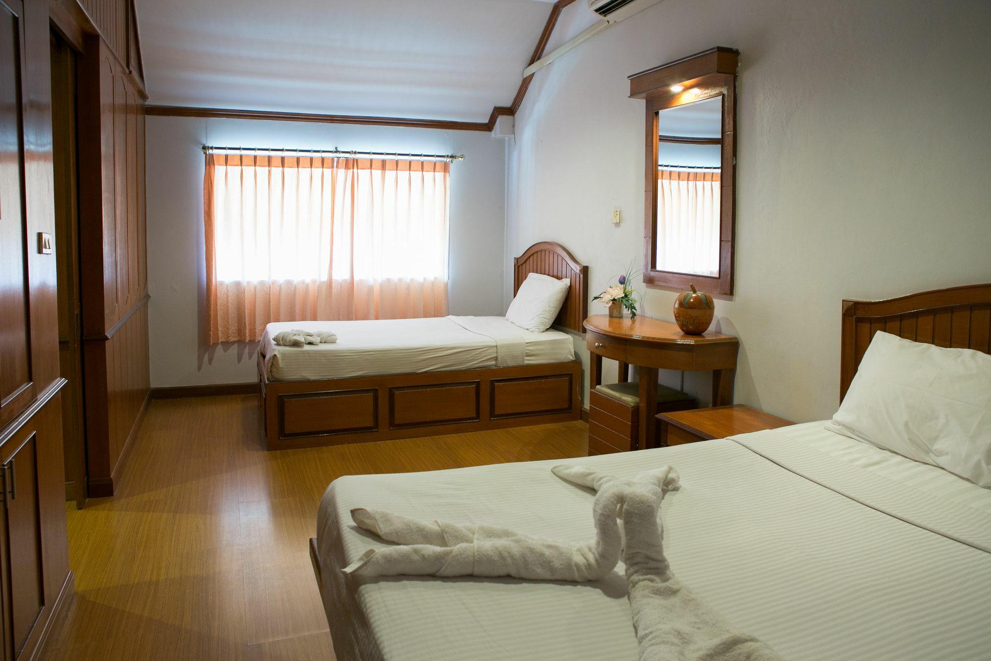 Haadrin Resort Ko Pha Ngan Exterior photo